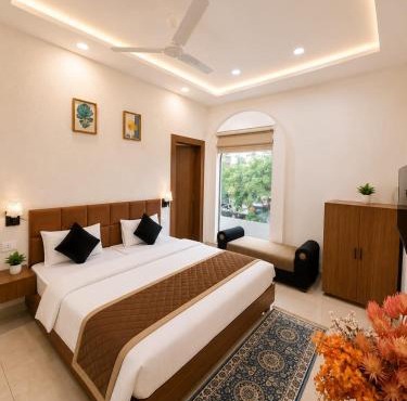 Megh hotel