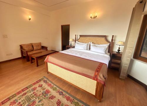 Camelot Cottages - Luxury 4BHK Villa in the Kasauli Hills