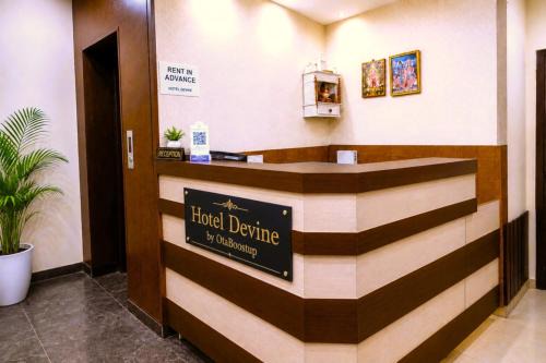 Hotel Devine Opp Jubilee Walk Mall & Near Gurdwara Sohana