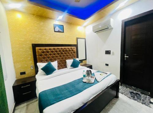 Hotel NNK International - Govindpuri Metro