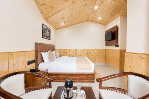 The Dogri Boutique Cottage, Mashobra - Luxury Cottage with Scenic mountain view