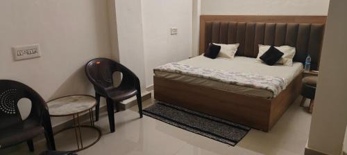 Geeta sadan home stay