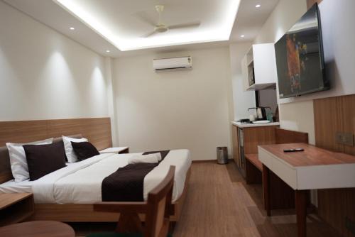 Aura Homes Aristo Grand- Golf Course Road