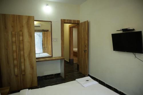 Shiv Resort & Palace