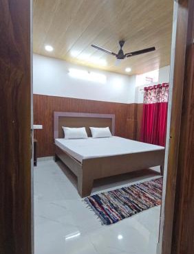 New o Diamond Guest House