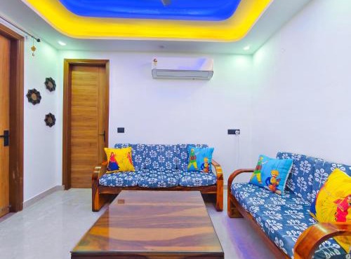 Divisha Home Stay- 2BHK Modern Luxury Apartment in South Delhi