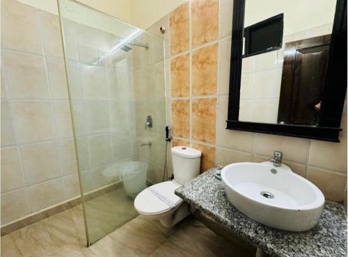 Hotel Radiance, Karol Bagh, New Delhi