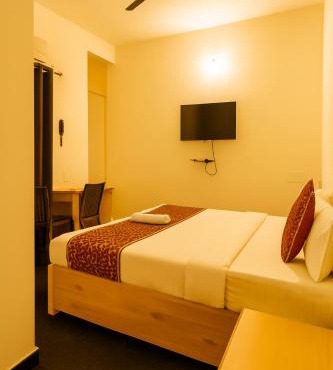 Mysore Couple Friendly at 999