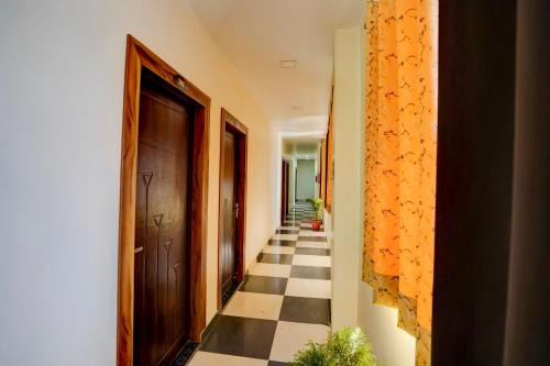 Super OYO Hotel O Khargapur Ring Road Formerly Shimla Grand
