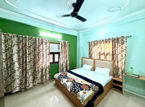 Aghor Villa Near Banaras Railway Station