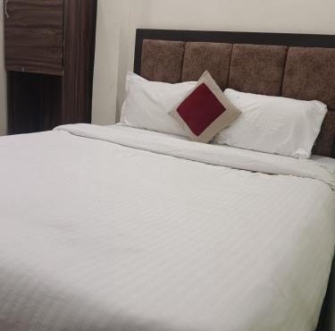 Hotel Ayodhya