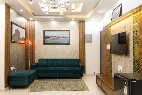 Lalit Villa Luxury Apartments