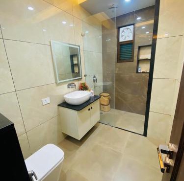 DeeHa Niwas Luxe -Modern Luxury 1BHK in City Centre