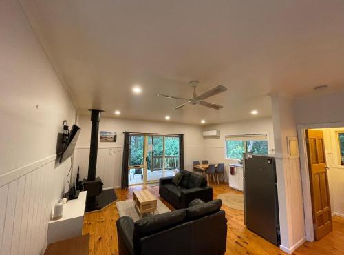 Tindoona Cottages in Foster