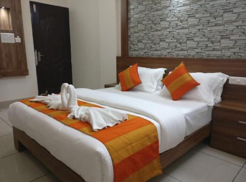 HISHAM SUITES