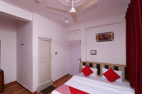 Hotel Aqua Waterfall